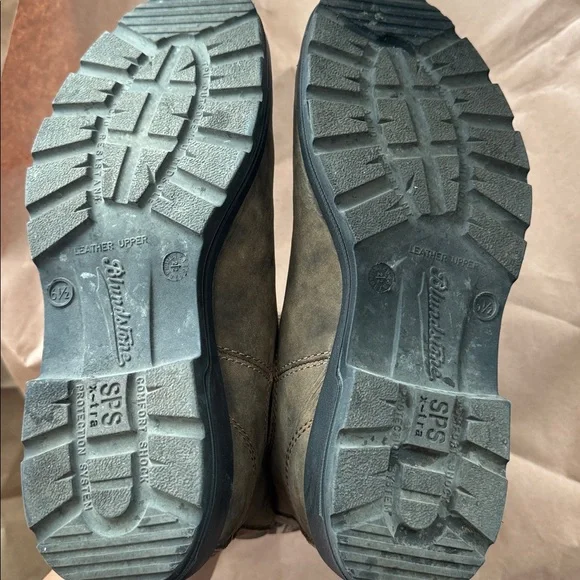 BLUNDSTONE CHELSEA SLIP ON BOOT USW 9.5 - Picture 9 of 9